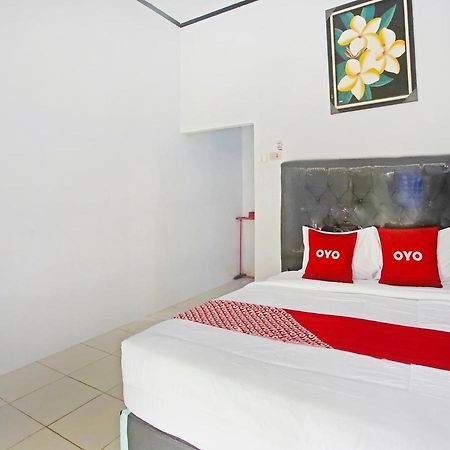 Oyo 90229 Fidel Caestro Homestay Kotadalem Bagian luar foto
