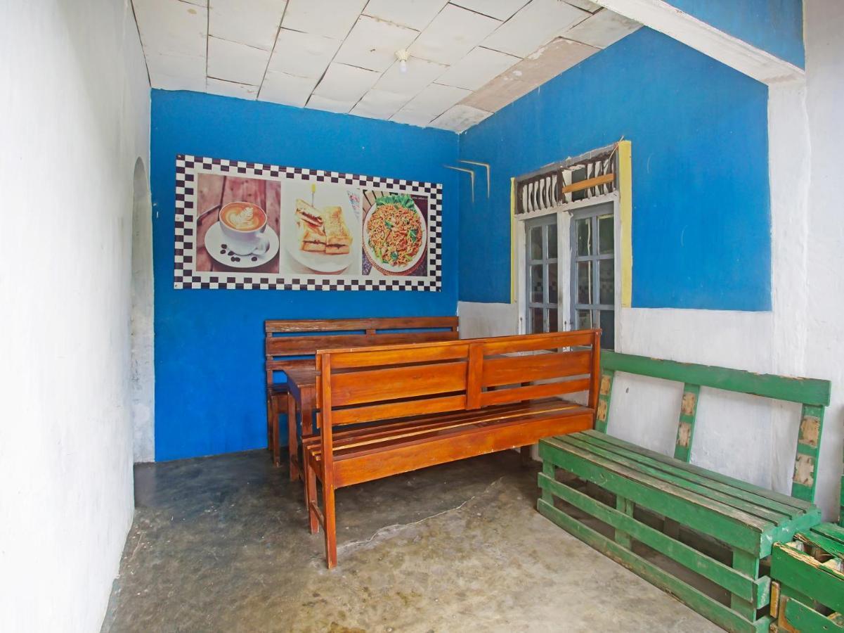 Oyo 90229 Fidel Caestro Homestay Kotadalem Bagian luar foto